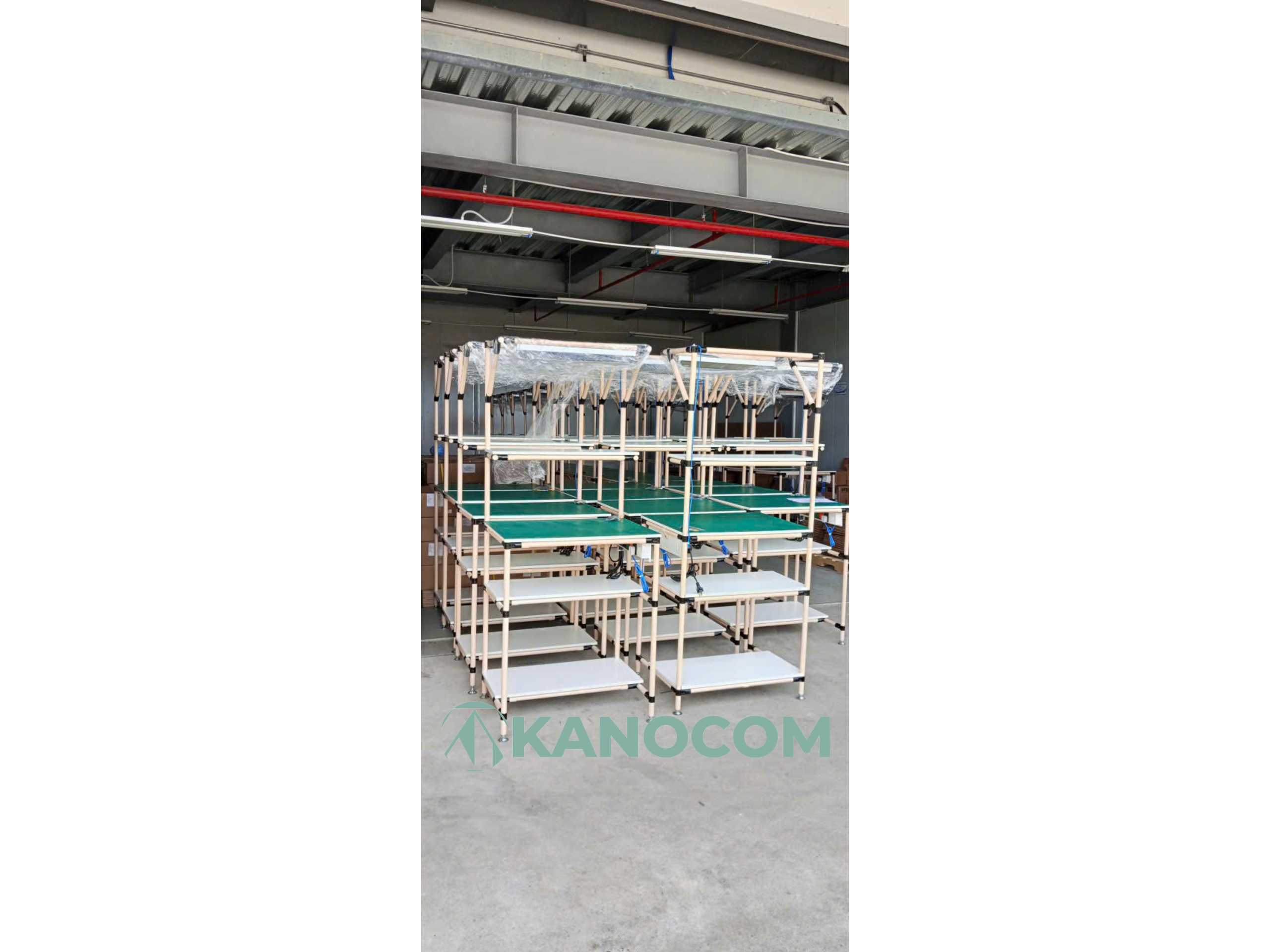 Bàn thao tác ống thép bọc nhựa 01 3